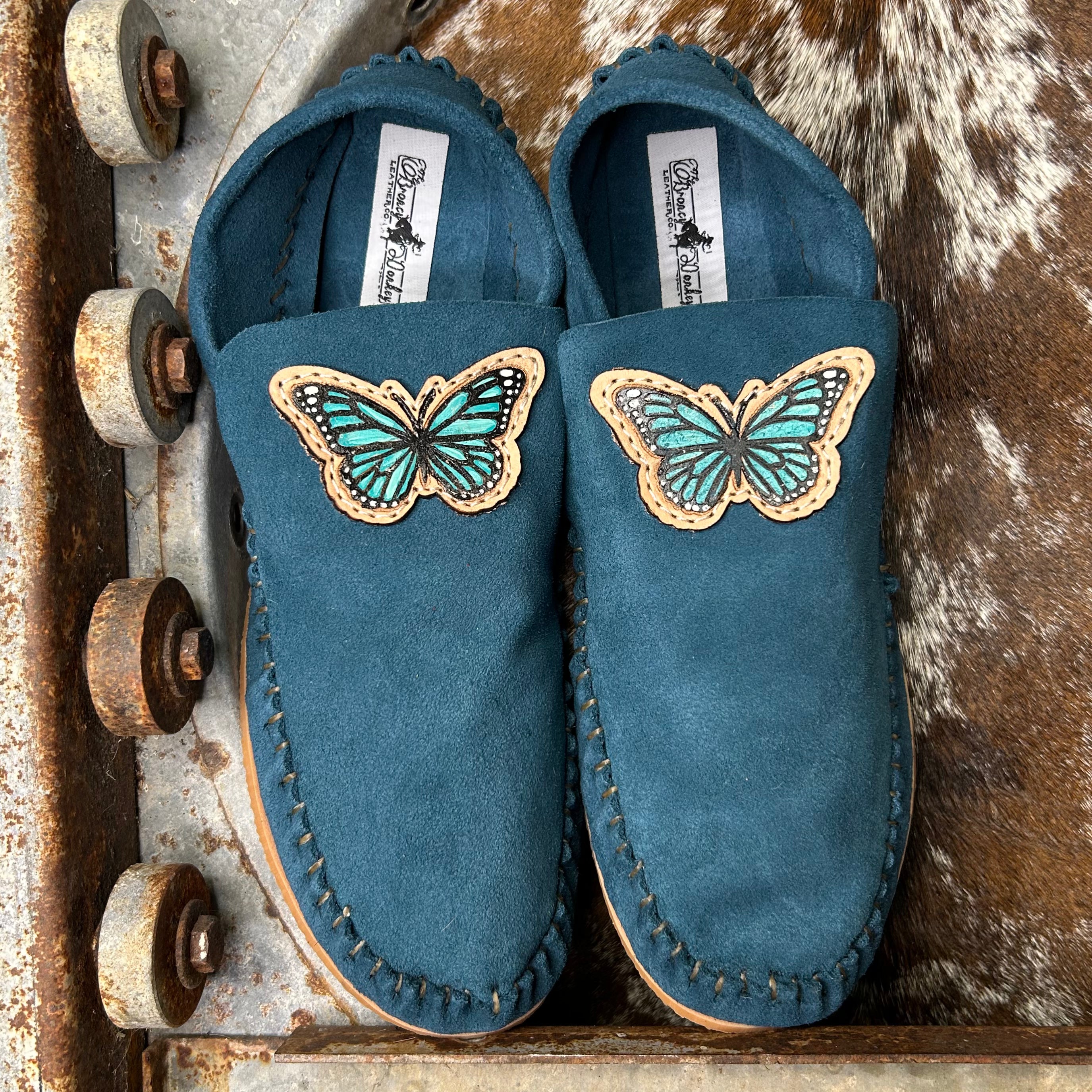 Tooled butterfly dayworkers (size 11)