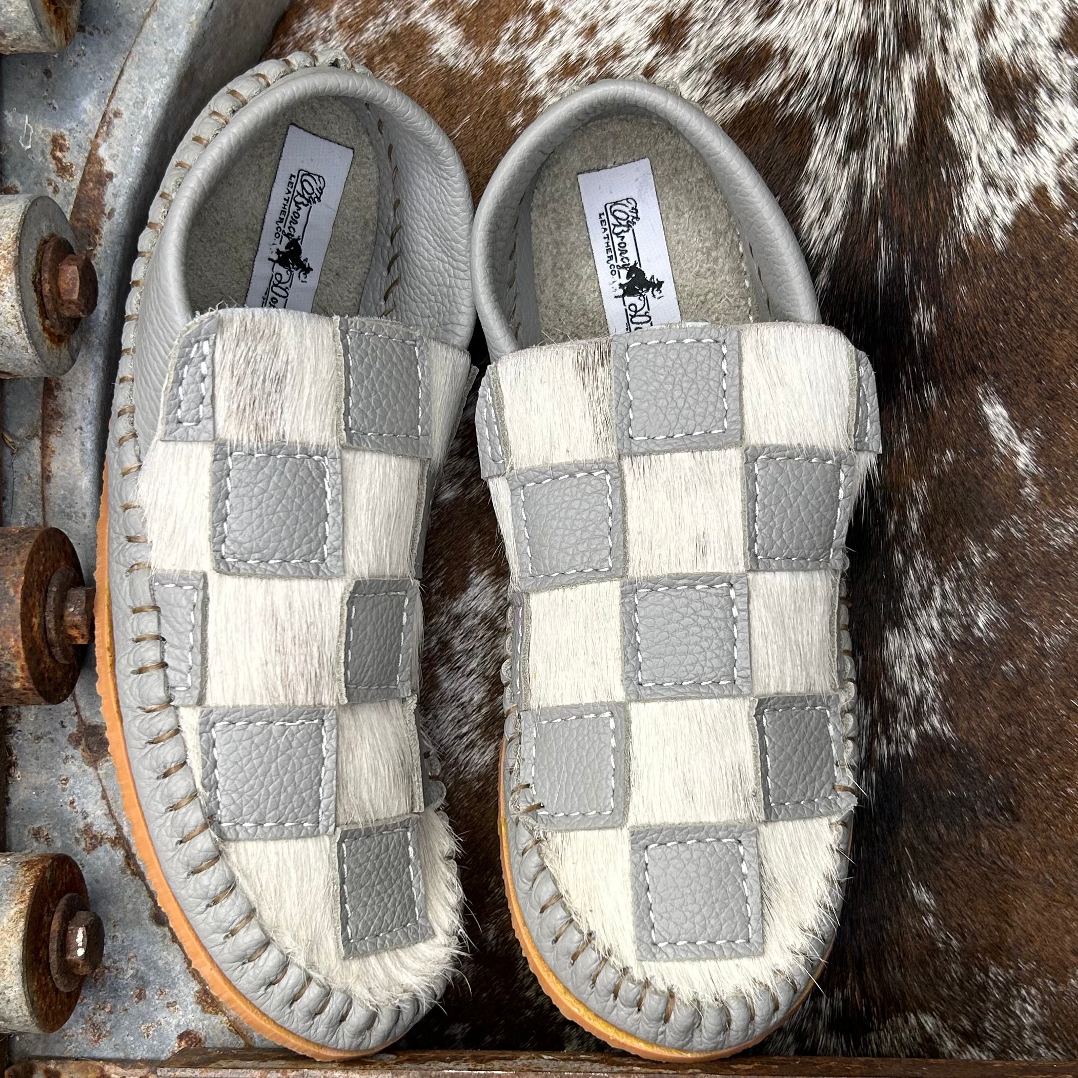 Checker Dayworker (size 10)