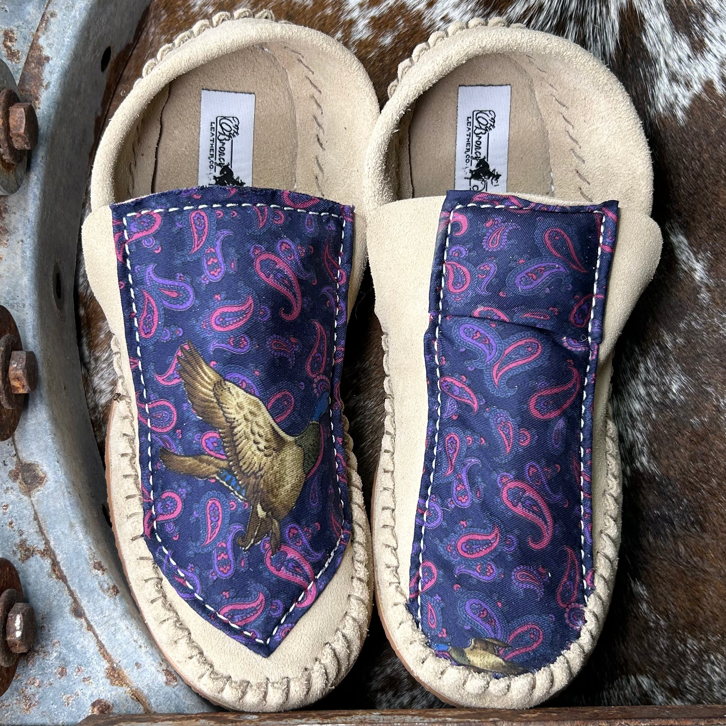 Tie Dayworkers (Size 6)