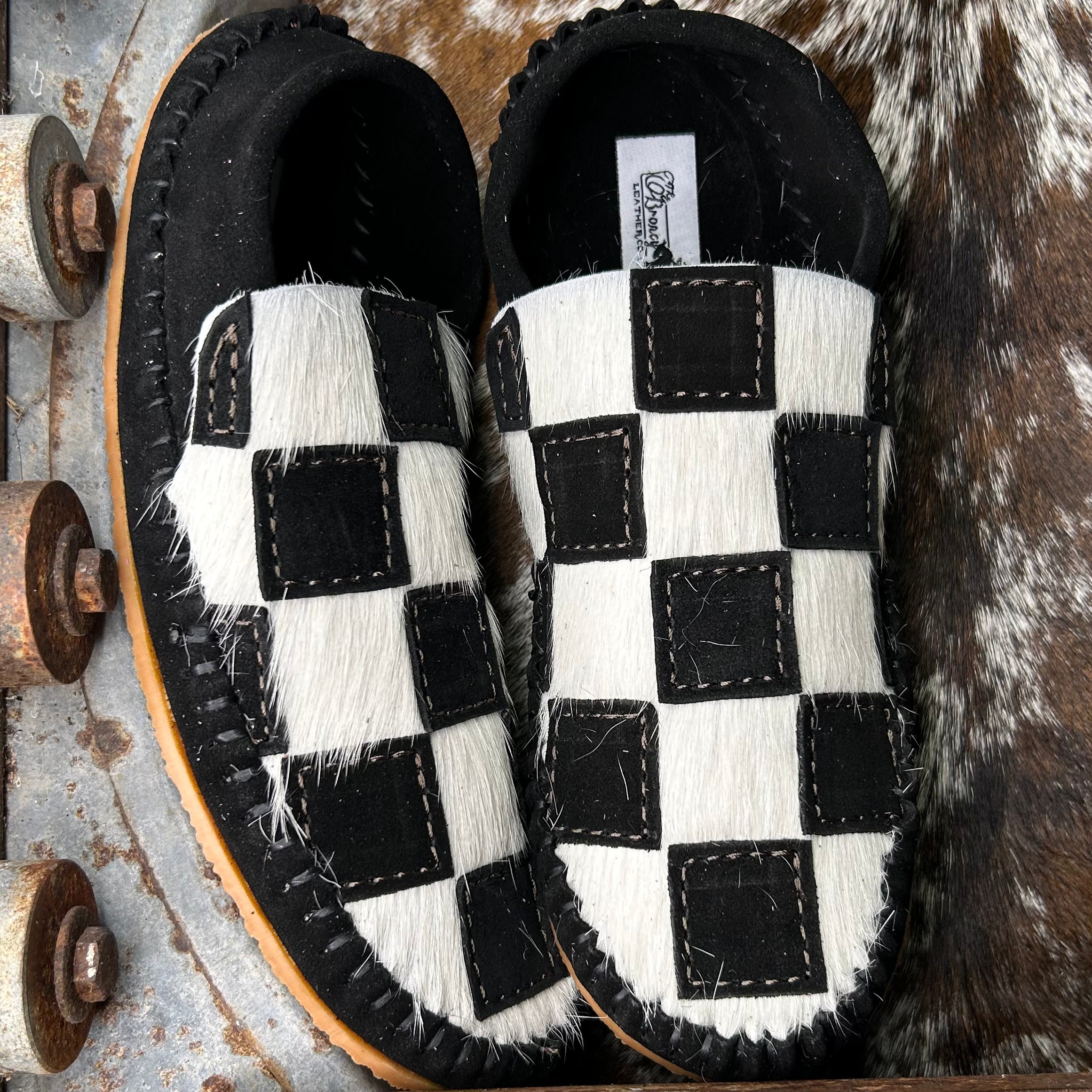 Checkered Dayworkers (Size 7)