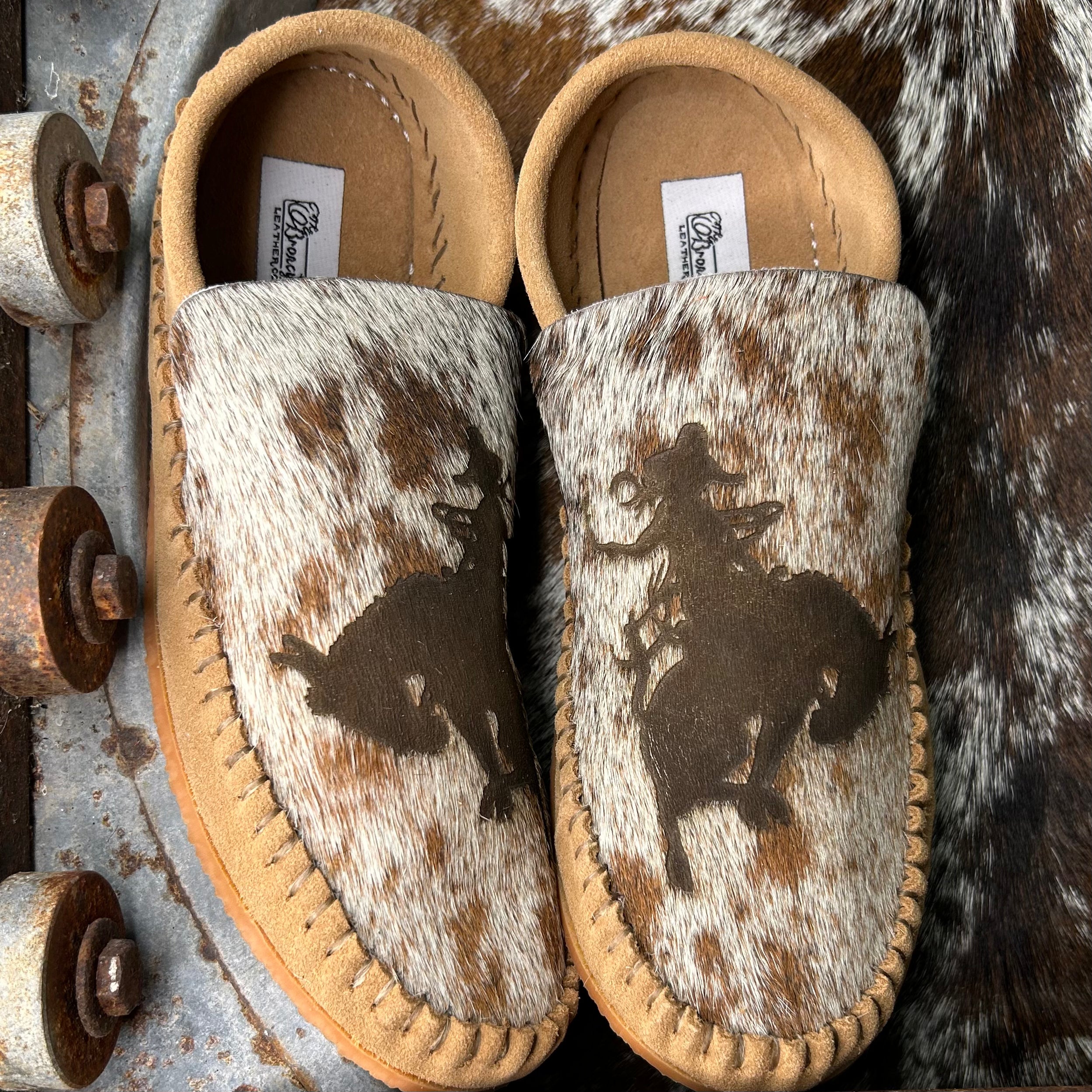 Bucking girl Dayworkers (Size 6)