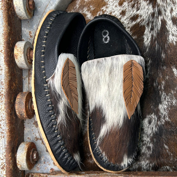 Feather dayworker (size 8)