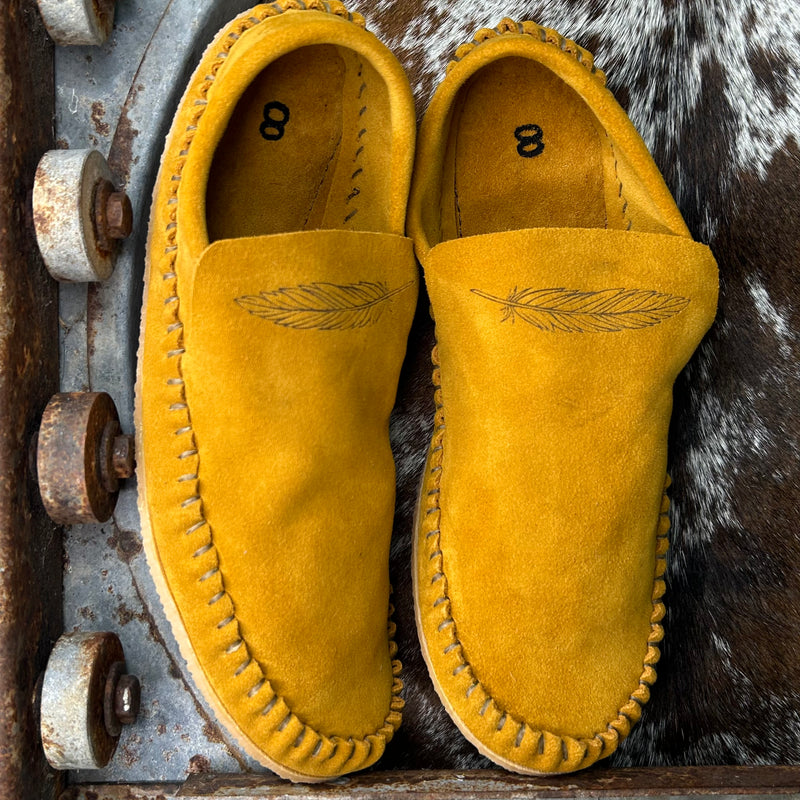 Feather dayworker (size 8)