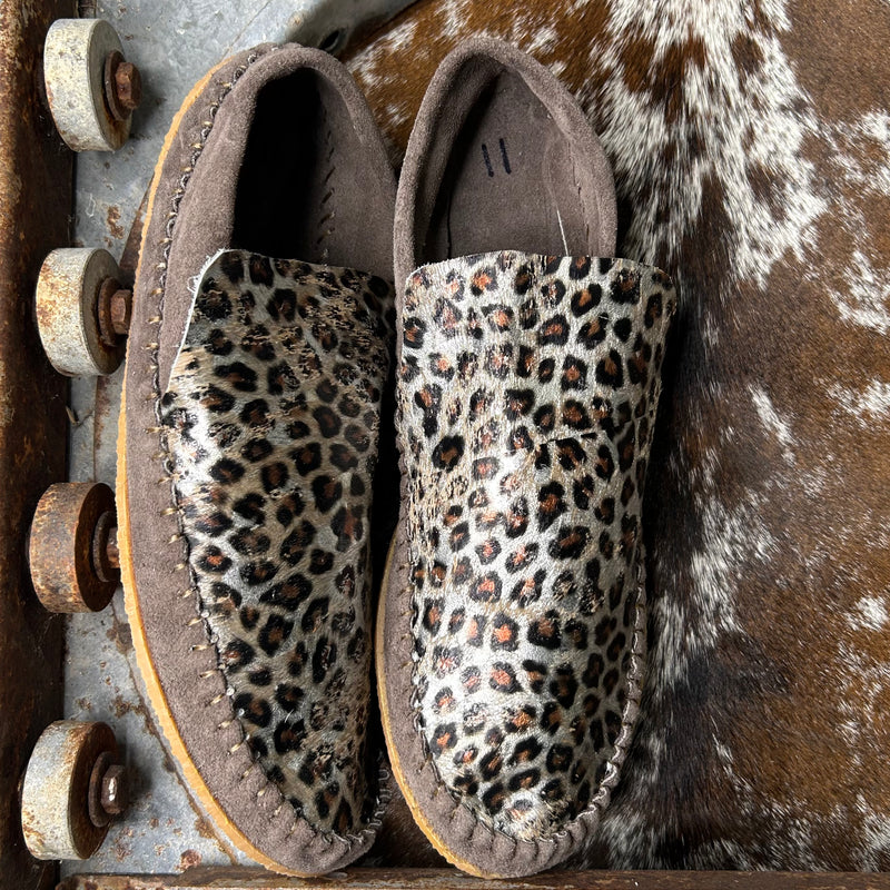 Leopard dayworker (size 11)