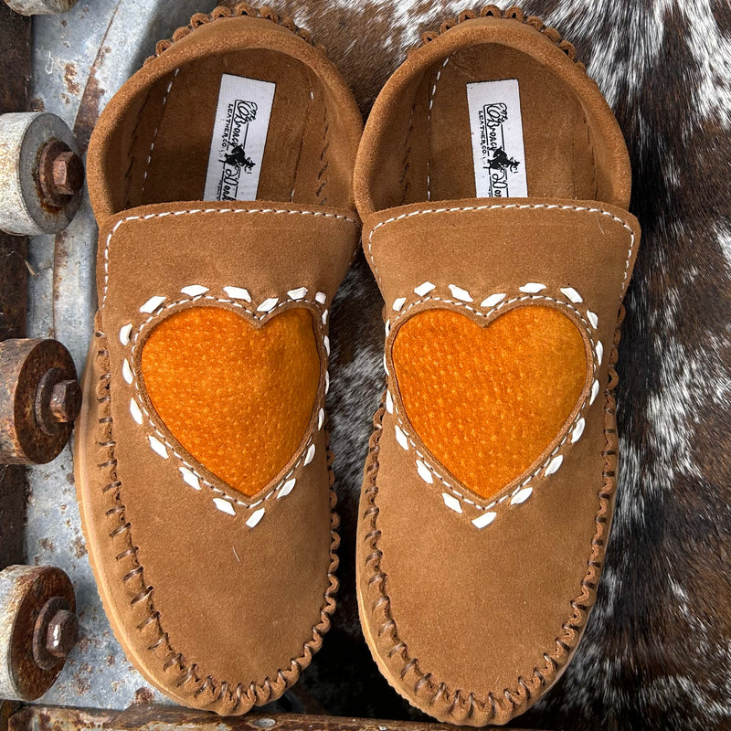 Buckstitch Heart Dayworker (Size 7) ( READY TO SHIP)
