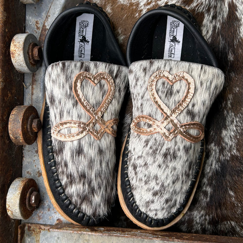 Heart Dayworker (Size 9)(READY TO SHIP)