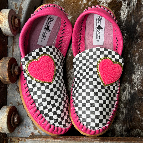 Checkered/ Heart Mule (Size 6/ Yeny)