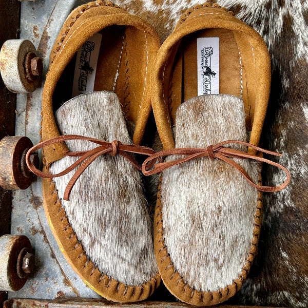 Cowhide Muleys (Size 8)