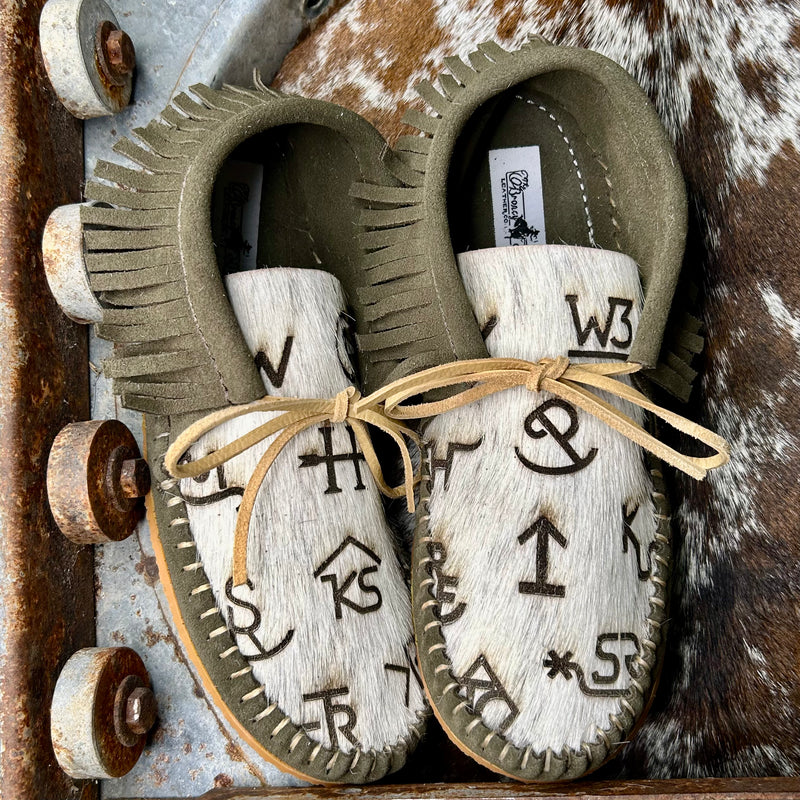 Branded Shorties (Size 7)