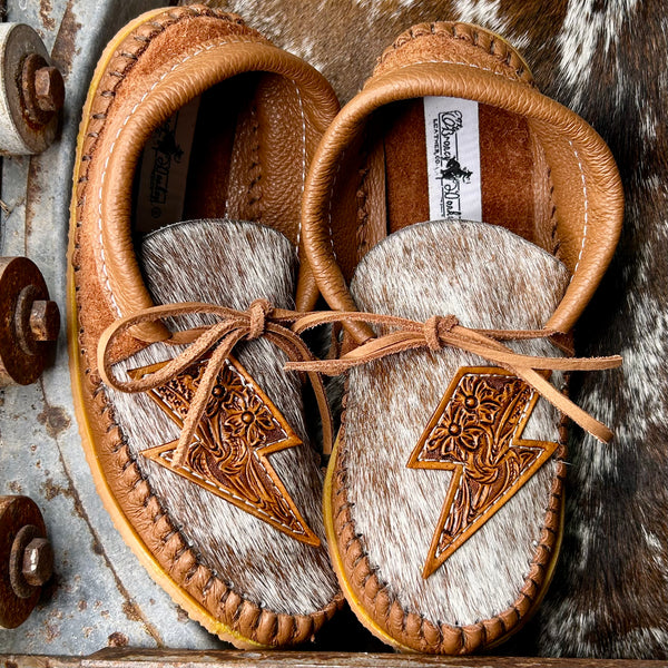 Lighting Bolt Muleys (Size 5)