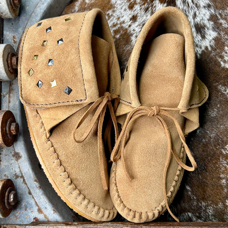 Stud Tall Backs (Size 8)