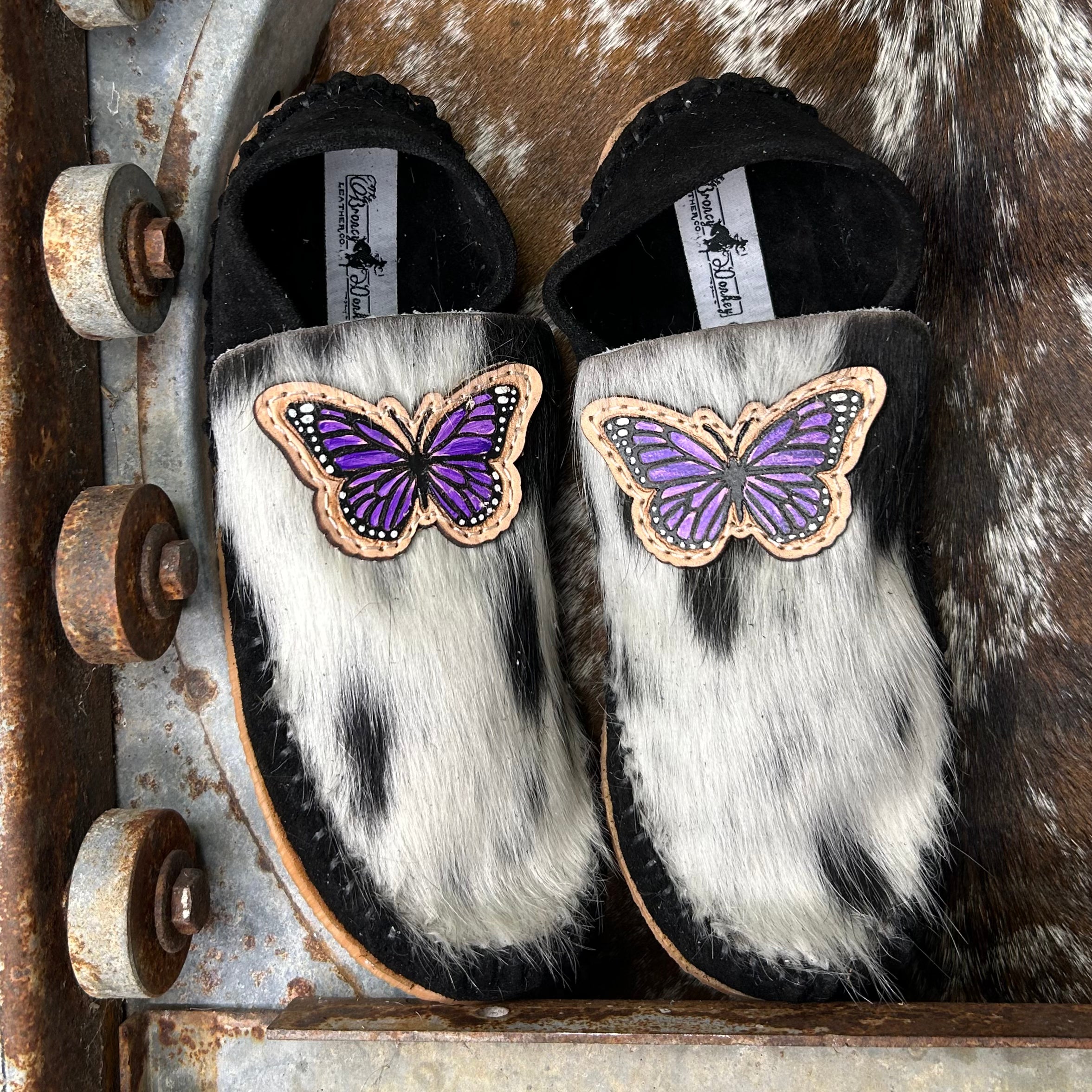 Tooled butterfly dayworkers (size 5)