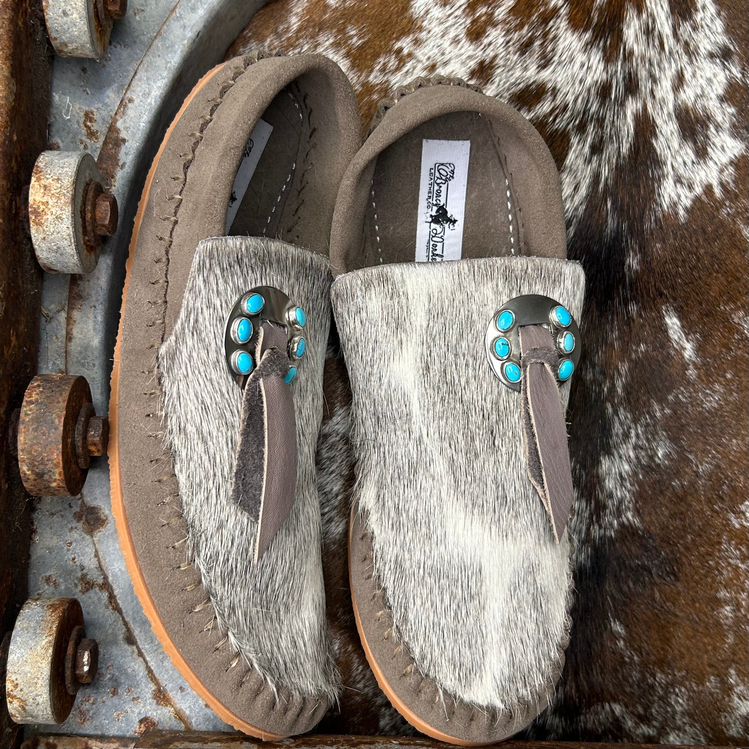 Concho Cowhide Dayworker (size 8)