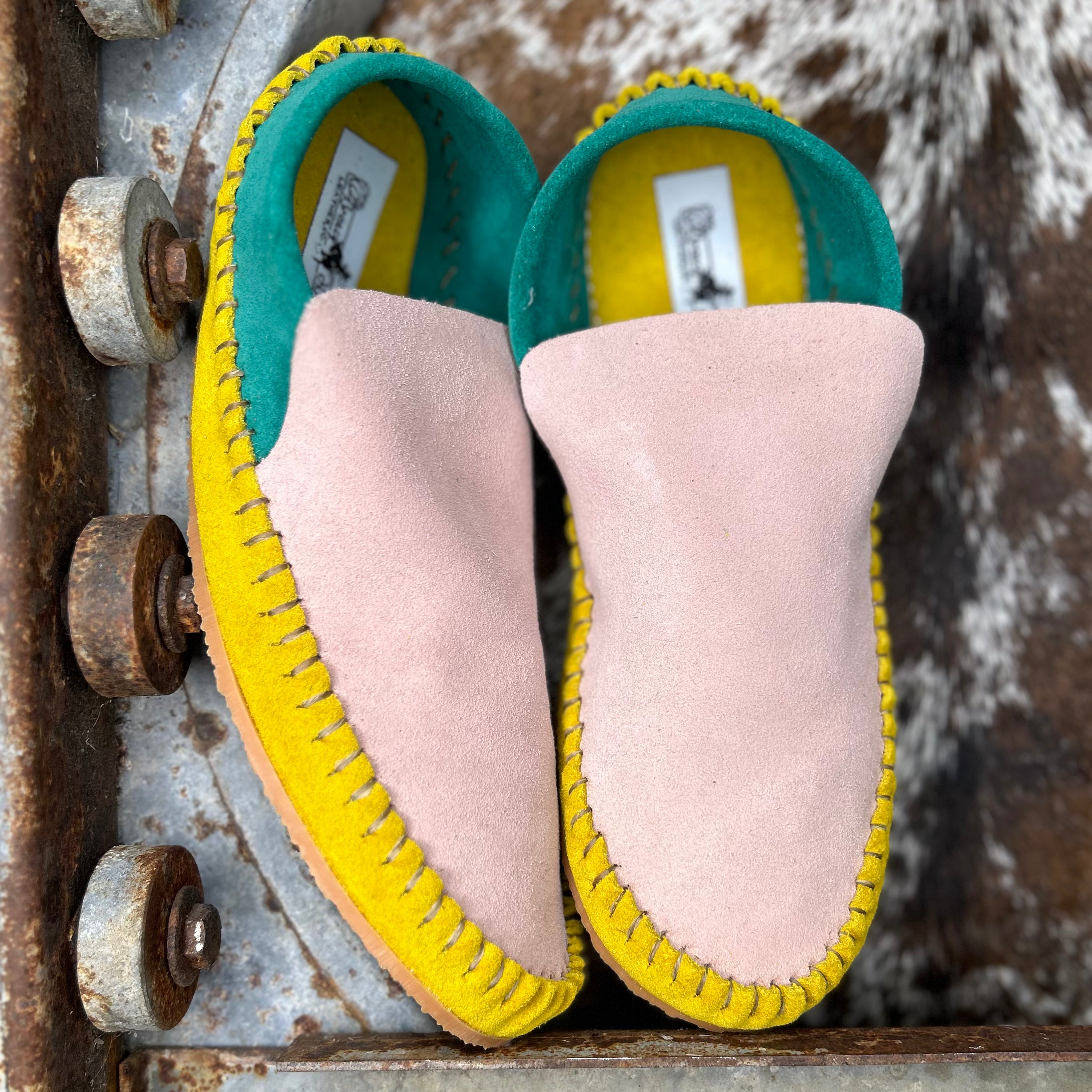 Colorblock Dayworker (size 9)