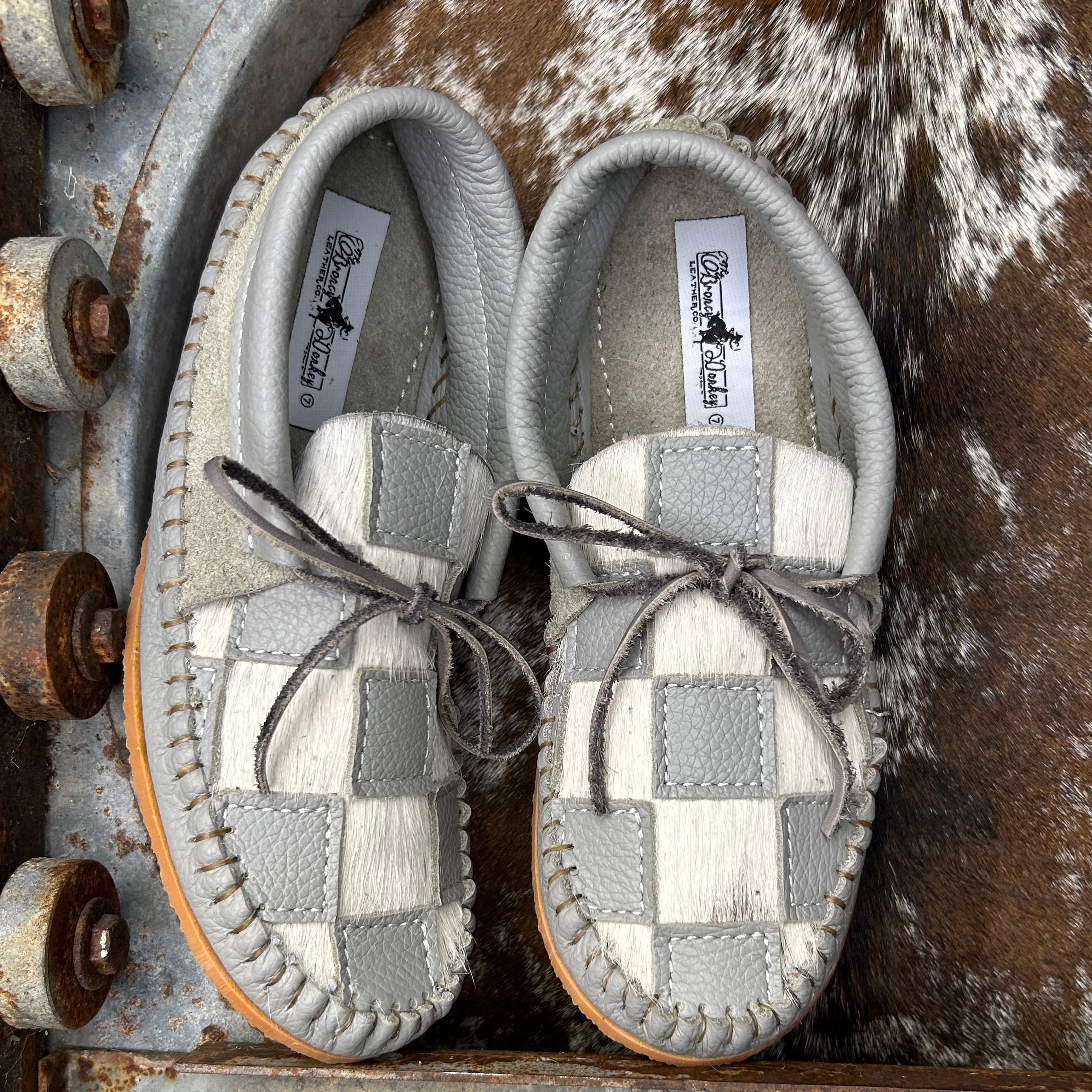 Checker Muley (size 8)