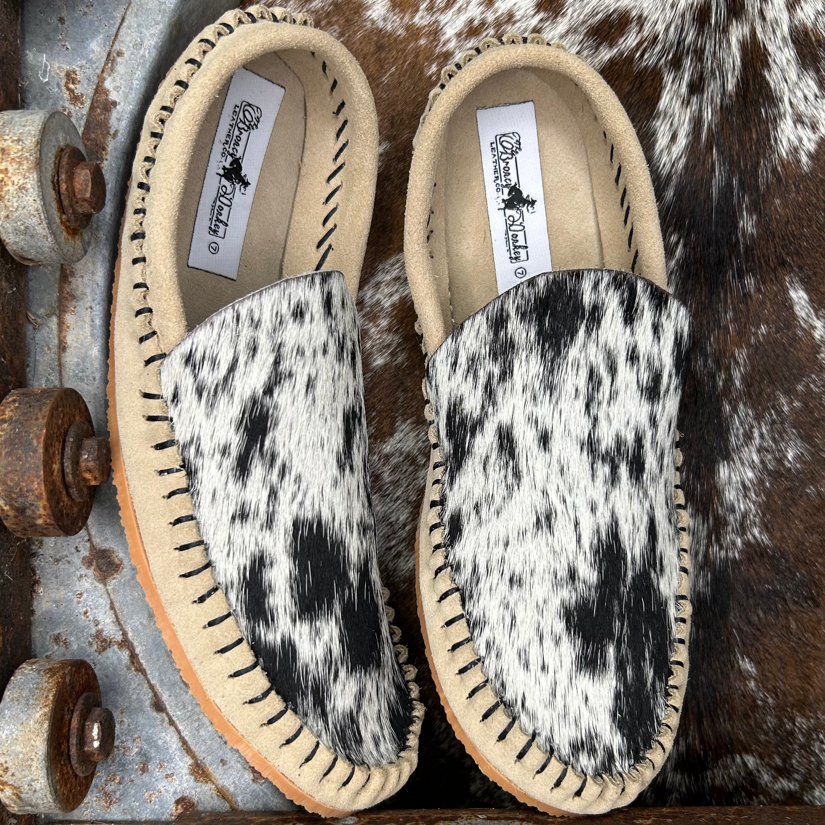 Cowhide Mule (size 7)