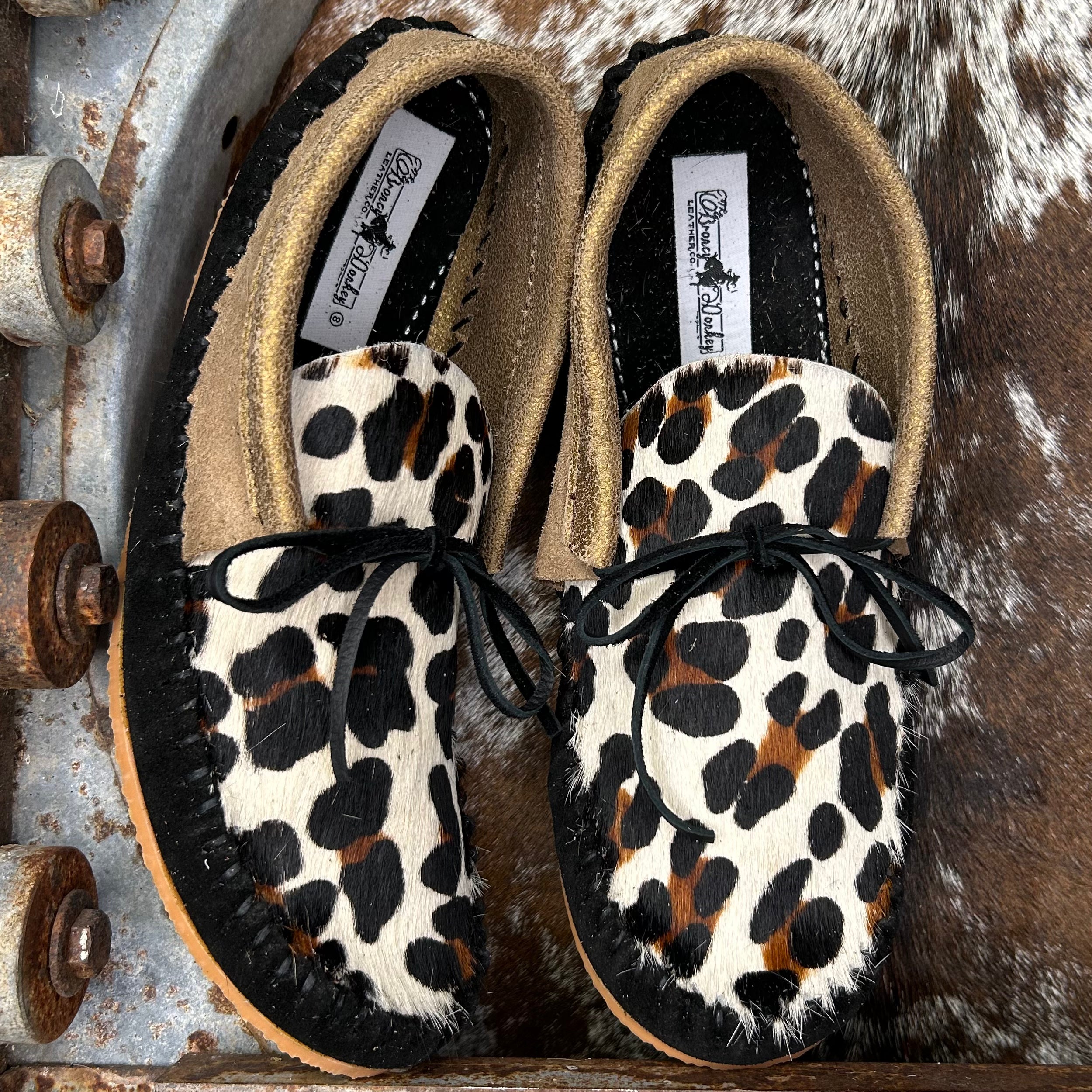 Cowhide Muley (size 8)