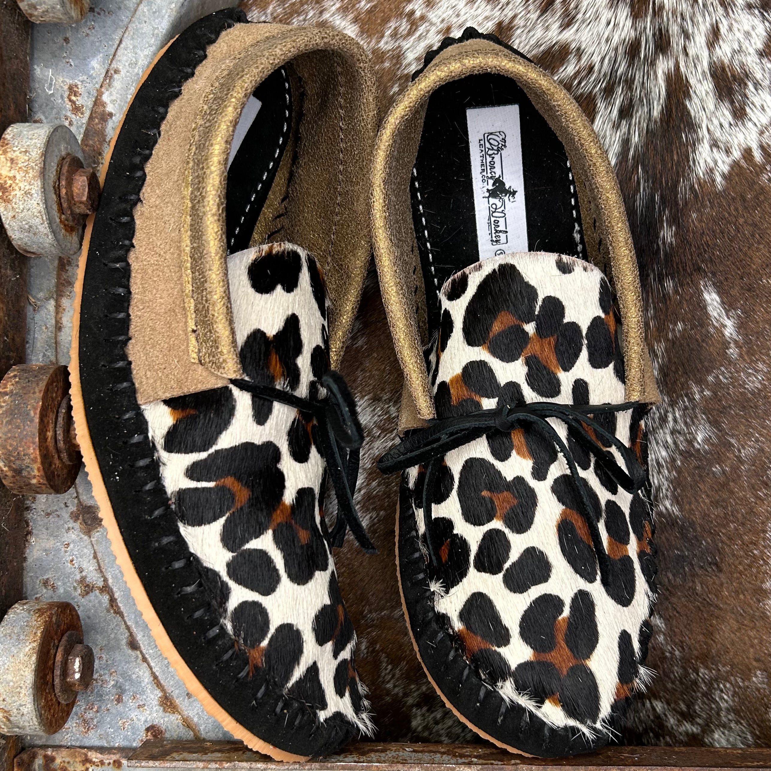 Cowhide Muley (size 9)