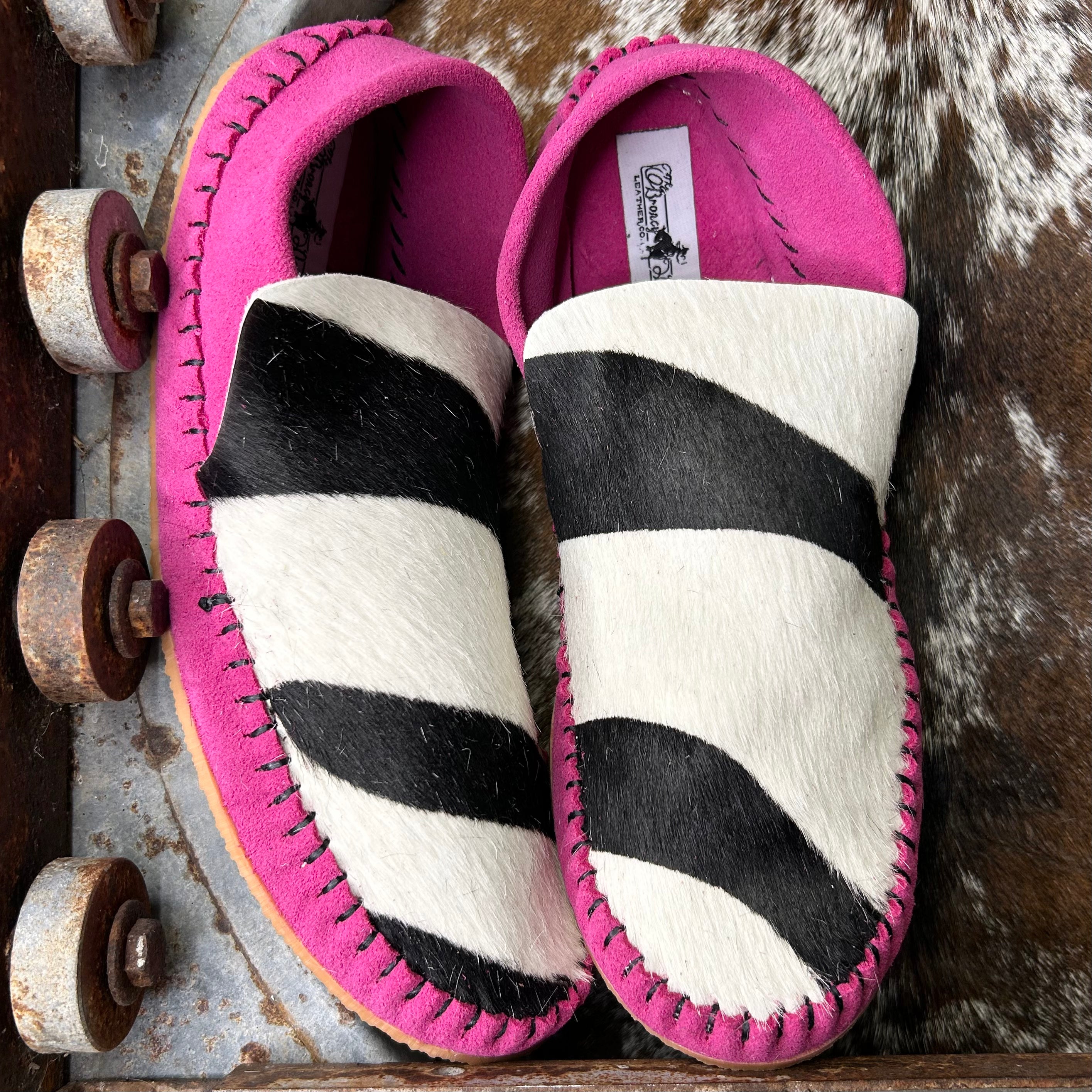 Zebra Dayworkers (Size 9)