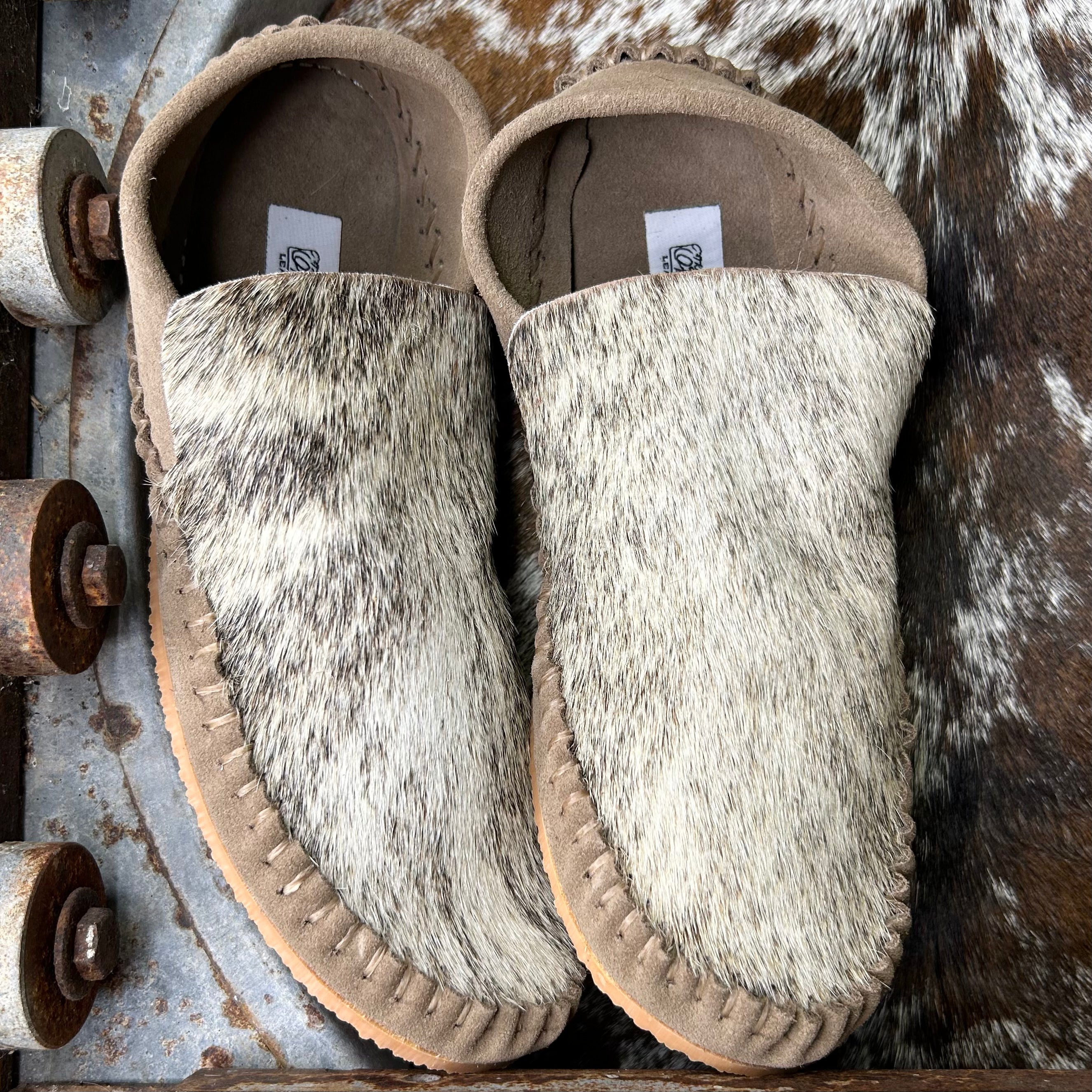 Cowhide Dayworkers (Size 7)