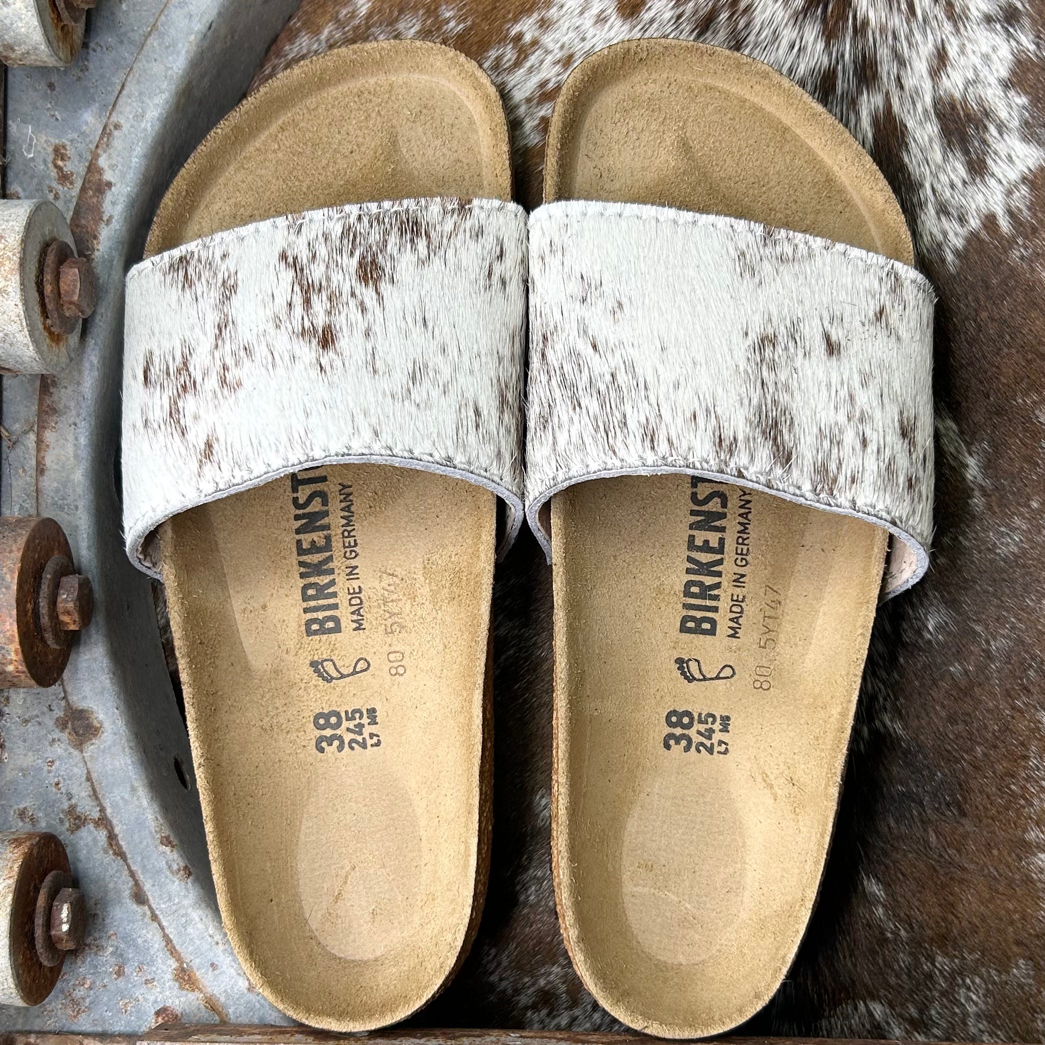 Cowhide Rancheras (Size 38)