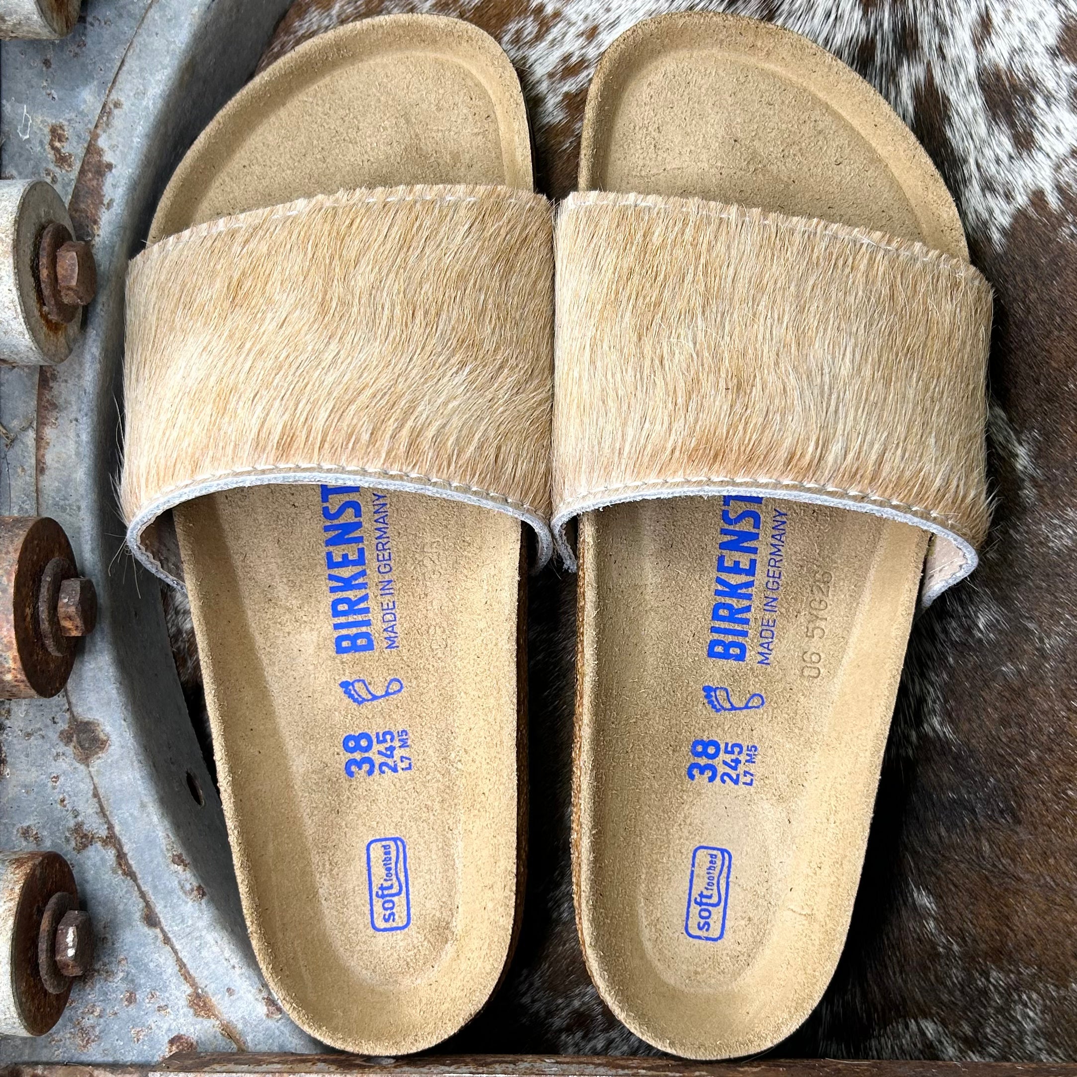 Cowhide Rancheras (Size 38)