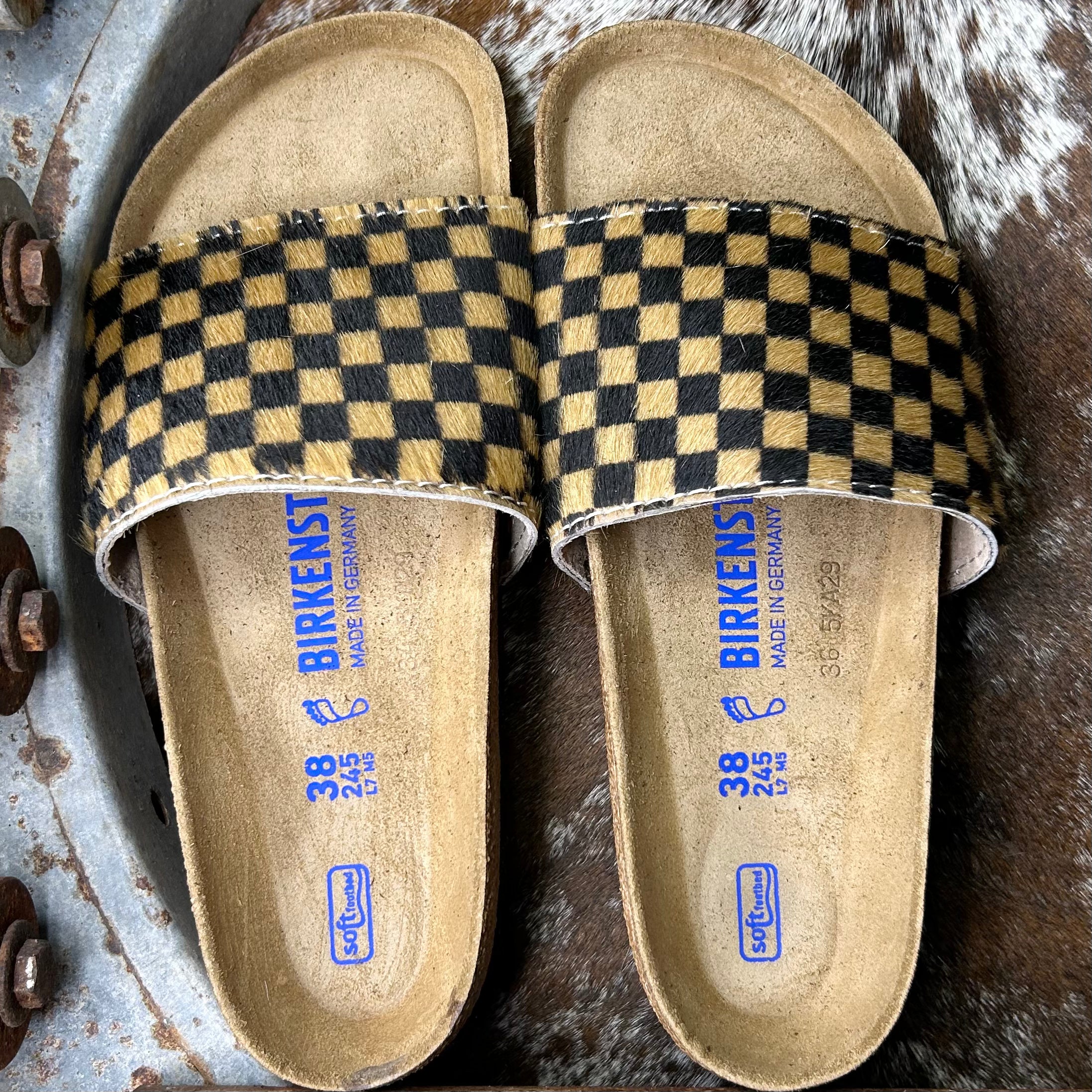Cowhide Rancheras (Size 38)