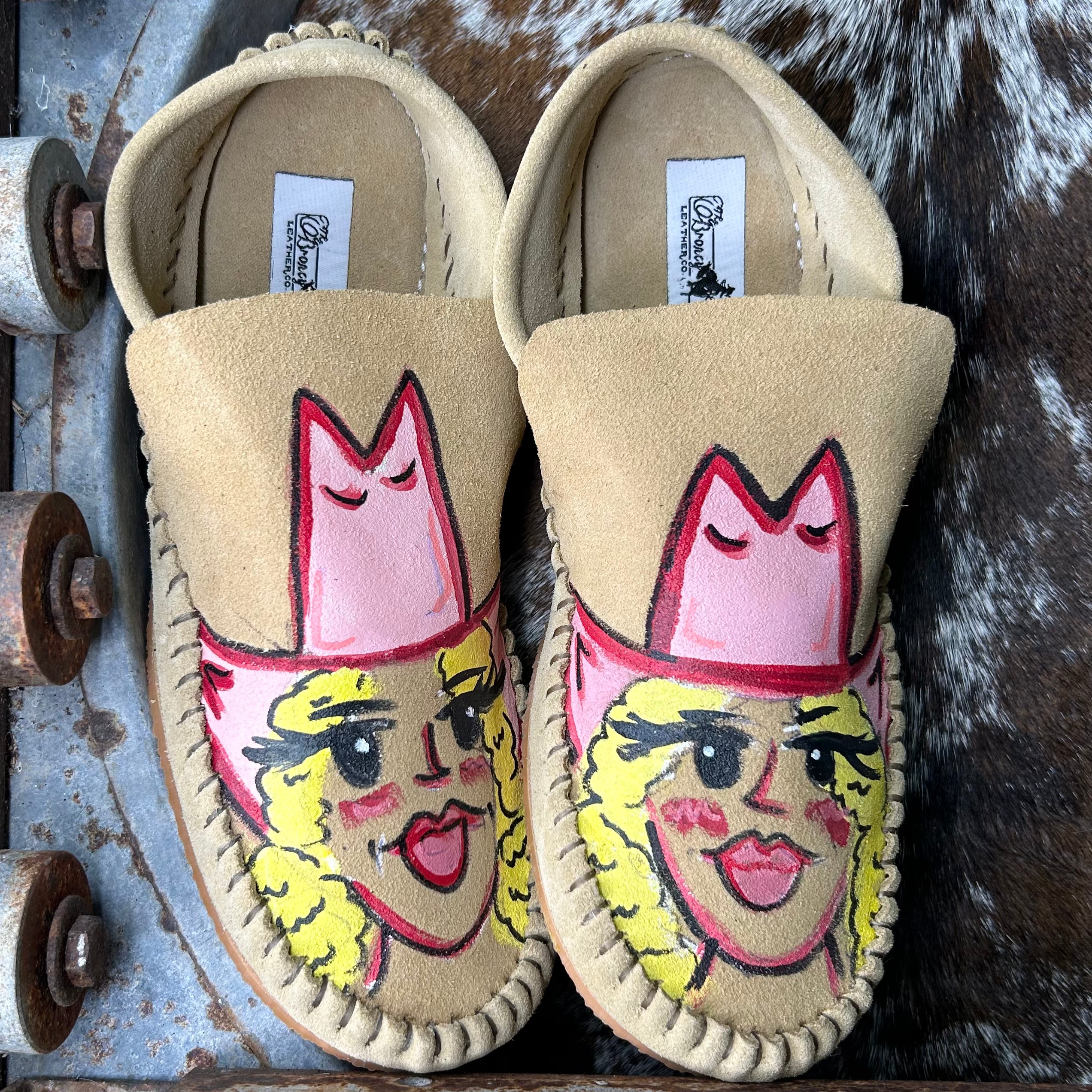 Painted Dayworkers (Size 7)