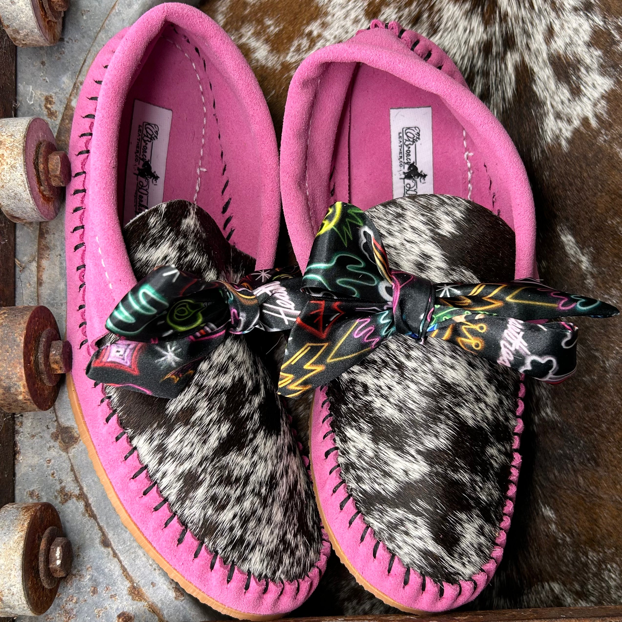 Wild Rag Muleys (Size 9)