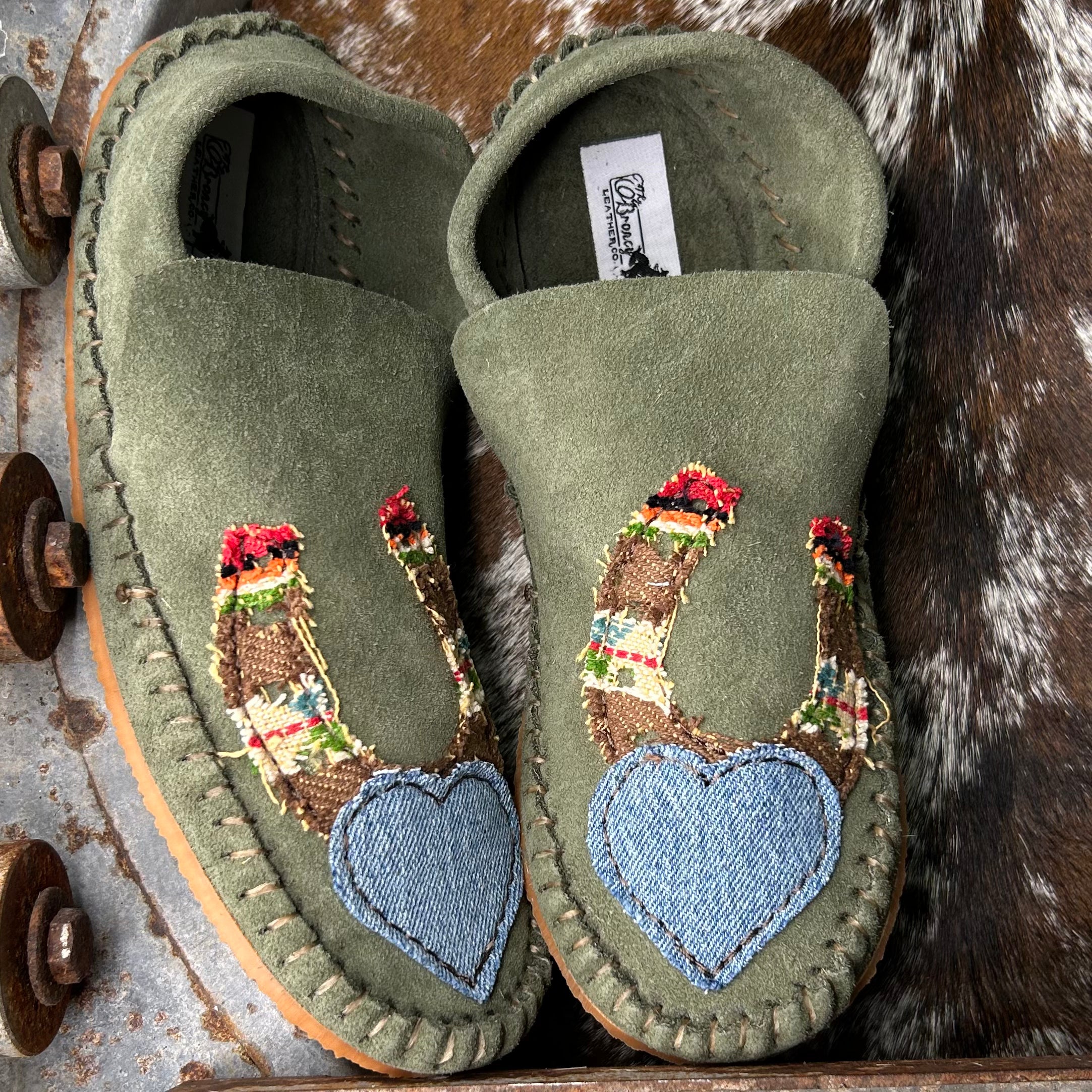 Horseshoe Dayworkers (Size 5)