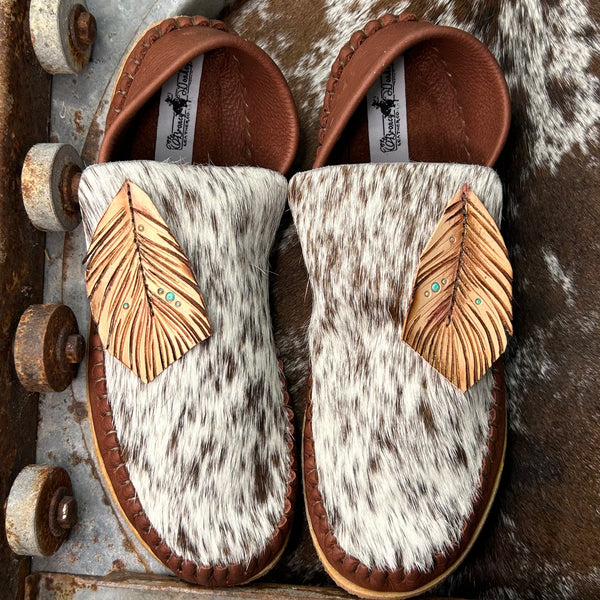 Feather dayworker (size 11)