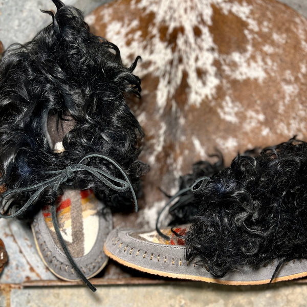 Wool with fur (size 7)